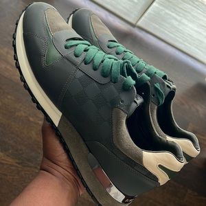 Louis Vuttion Run away Sneaker
